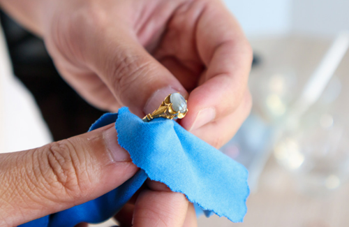 How To Clean Your Jewelry Gold