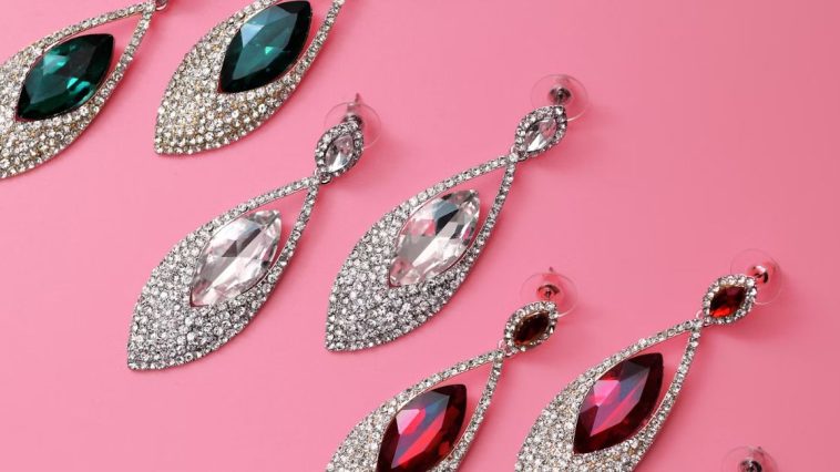 Top 10 Jewelry Essentials for 2025 Timeless & Versatile