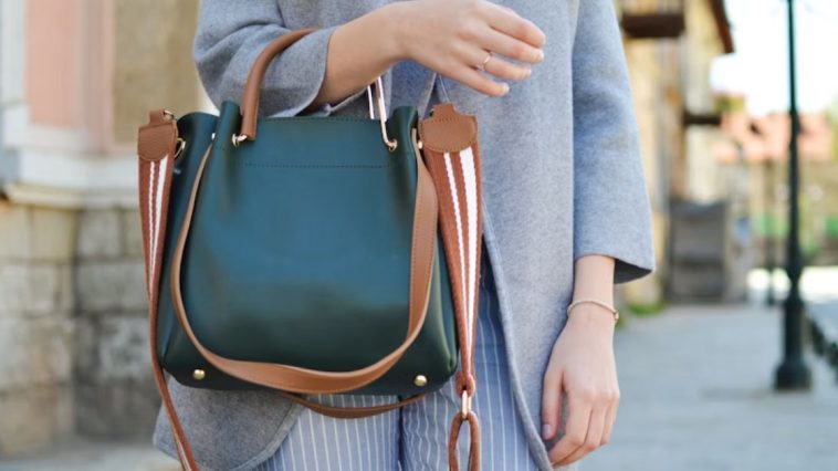 Powerful Bag Choices That Speak Volumes About You