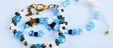 Stunning Charm Bracelets That Look Personal and Stylish